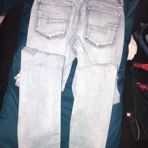 Jeans - Picture 2 of 3